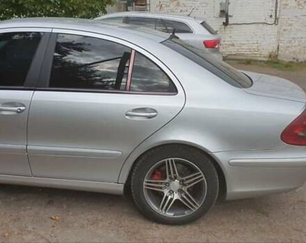 Серый Мерседес Е-Класс, объемом двигателя 2.15 л и пробегом 391 тыс. км за 4000 $, фото 7 на Automoto.ua