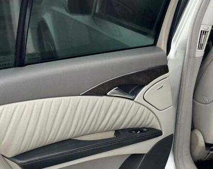 Сірий Мерседес Е-Клас, об'ємом двигуна 3.2 л та пробігом 381 тис. км за 6400 $, фото 16 на Automoto.ua