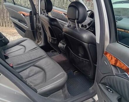 Серый Мерседес Е-Класс, объемом двигателя 2 л и пробегом 359 тыс. км за 5300 $, фото 8 на Automoto.ua