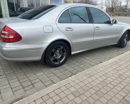 Серый Мерседес Е-Класс, объемом двигателя 1.8 л и пробегом 345 тыс. км за 6000 $, фото 4 на Automoto.ua