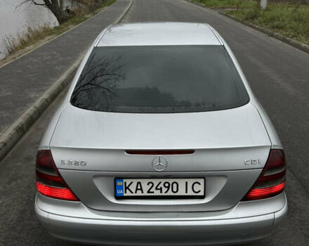 Сірий Мерседес Е-Клас, об'ємом двигуна 2.15 л та пробігом 200 тис. км за 5100 $, фото 6 на Automoto.ua