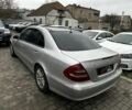 Серый Мерседес Е-Класс, объемом двигателя 3.2 л и пробегом 350 тыс. км за 7500 $, фото 4 на Automoto.ua
