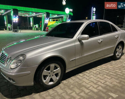 Серый Мерседес Е-Класс, объемом двигателя 2.69 л и пробегом 420 тыс. км за 6700 $, фото 4 на Automoto.ua