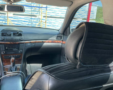 Сірий Мерседес Е-Клас, об'ємом двигуна 2.69 л та пробігом 540 тис. км за 6500 $, фото 13 на Automoto.ua