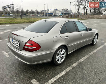 Сірий Мерседес Е-Клас, об'ємом двигуна 2.2 л та пробігом 355 тис. км за 7000 $, фото 7 на Automoto.ua