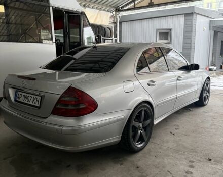 Сірий Мерседес Е-Клас, об'ємом двигуна 2.1 л та пробігом 350 тис. км за 7999 $, фото 3 на Automoto.ua