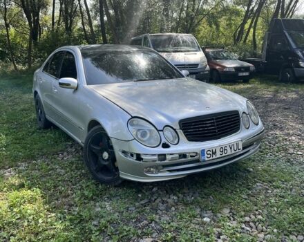 Сірий Мерседес Е-Клас, об'ємом двигуна 2.7 л та пробігом 333 тис. км за 2350 $, фото 2 на Automoto.ua