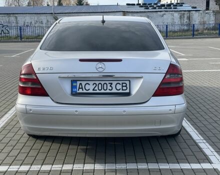 Серый Мерседес Е-Класс, объемом двигателя 2.7 л и пробегом 200 тыс. км за 8000 $, фото 16 на Automoto.ua