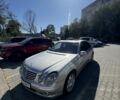 Мерседес Е-Класс 2003 в Тернополе на Automoto.ua Серый Мерседес Е-Класс, объемом двигателя 3.2 л и пробегом 430 тыс. км за 6200 $, фото 1 на Automoto.ua