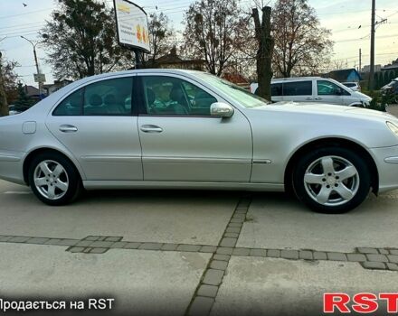 Серый Мерседес Е-Класс, объемом двигателя 2.1 л и пробегом 350 тыс. км за 7600 $, фото 8 на Automoto.ua