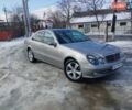 Сірий Мерседес Е-Клас, об'ємом двигуна 2.15 л та пробігом 440 тис. км за 6600 $, фото 1 на Automoto.ua