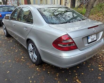 Сірий Мерседес Е-Клас, об'ємом двигуна 2.2 л та пробігом 361 тис. км за 7000 $, фото 2 на Automoto.ua