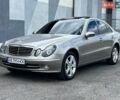 Серый Мерседес Е-Класс, объемом двигателя 2.2 л и пробегом 451 тыс. км за 6800 $, фото 1 на Automoto.ua