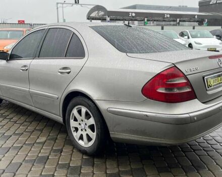 Серый Мерседес Е-Класс, объемом двигателя 3.2 л и пробегом 340 тыс. км за 6800 $, фото 4 на Automoto.ua