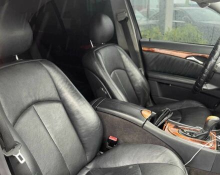 Серый Мерседес Е-Класс, объемом двигателя 3.2 л и пробегом 340 тыс. км за 6800 $, фото 10 на Automoto.ua