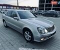 Сірий Мерседес Е-Клас, об'ємом двигуна 2.15 л та пробігом 321 тис. км за 6999 $, фото 8 на Automoto.ua
