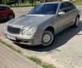 Серый Мерседес Е-Класс, объемом двигателя 2.6 л и пробегом 420 тыс. км за 8500 $, фото 1 на Automoto.ua