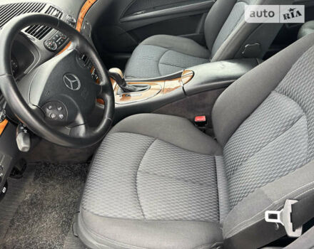 Сірий Мерседес Е-Клас, об'ємом двигуна 2.2 л та пробігом 361 тис. км за 7000 $, фото 18 на Automoto.ua