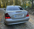 Мерседес Е-Класс 2003 в Черновцах на Automoto.ua Серый Мерседес Е-Класс, объемом двигателя 3.2 л и пробегом 400 тыс. км за 7000 $, фото 8 на Automoto.ua