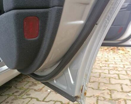 Серый Мерседес Е-Класс, объемом двигателя 1.8 л и пробегом 292 тыс. км за 6900 $, фото 20 на Automoto.ua