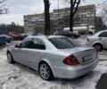 Серый Мерседес Е-Класс, объемом двигателя 2.1 л и пробегом 300 тыс. км за 5500 $, фото 4 на Automoto.ua