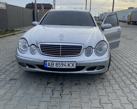 Серый Мерседес Е-Класс, объемом двигателя 2.2 л и пробегом 323 тыс. км за 6700 $, фото 9 на Automoto.ua