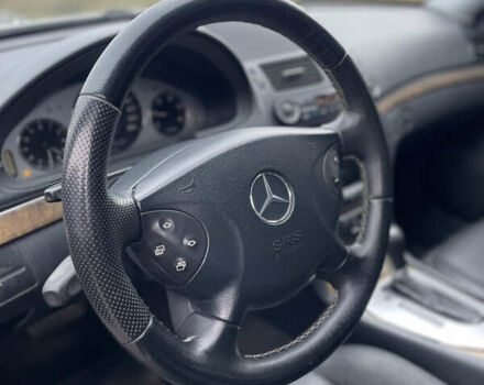 Сірий Мерседес Е-Клас, об'ємом двигуна 2.2 л та пробігом 265 тис. км за 5900 $, фото 30 на Automoto.ua