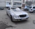 Сірий Мерседес Е-Клас, об'ємом двигуна 2.2 л та пробігом 405 тис. км за 6300 $, фото 1 на Automoto.ua
