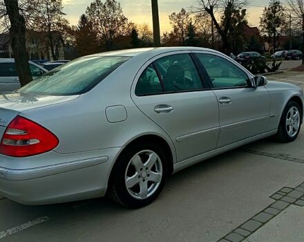 Серый Мерседес Е-Класс, объемом двигателя 2.1 л и пробегом 350 тыс. км за 7600 $, фото 7 на Automoto.ua