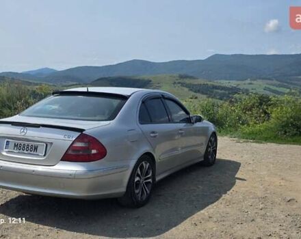 Мерседес Е-Клас 2003 у Чопе на Automoto.ua Сірий Мерседес Е-Клас, об'ємом двигуна 3.2 л та пробігом 388 тис. км за 10000 $, фото 1 на Automoto.ua