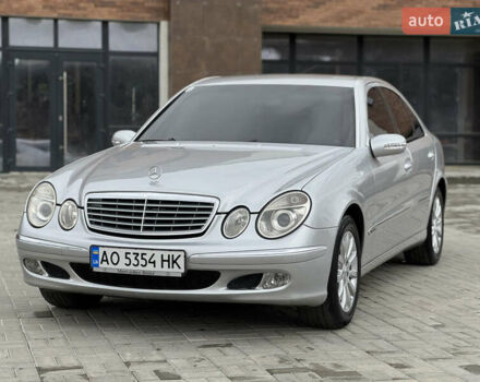 Серый Мерседес Е-Класс, объемом двигателя 2.7 л и пробегом 270 тыс. км за 7800 $, фото 2 на Automoto.ua