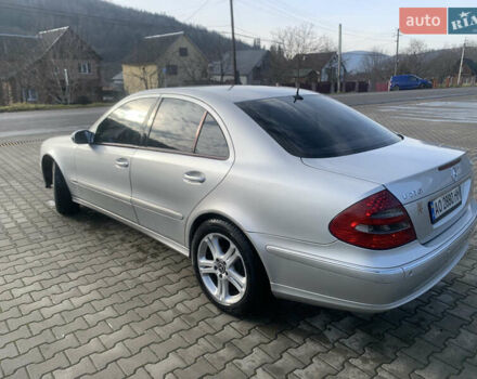 Сірий Мерседес Е-Клас, об'ємом двигуна 2.7 л та пробігом 450 тис. км за 6300 $, фото 1 на Automoto.ua