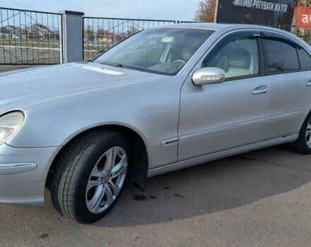 Серый Мерседес Е-Класс, объемом двигателя 2.2 л и пробегом 353 тыс. км за 3100 $, фото 3 на Automoto.ua