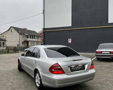 Сірий Мерседес Е-Клас, об'ємом двигуна 2.2 л та пробігом 320 тис. км за 5200 $, фото 5 на Automoto.ua