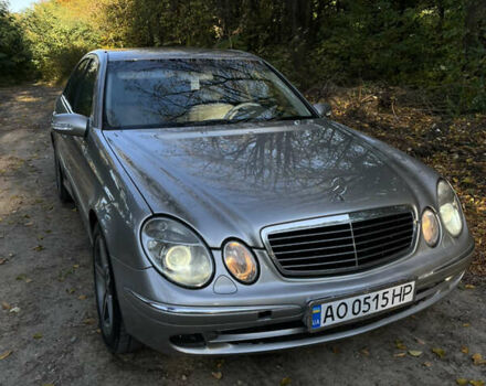 Мерседес Е-Класс 2003 в Черновцах на Automoto.ua Серый Мерседес Е-Класс, объемом двигателя 3.2 л и пробегом 400 тыс. км за 7000 $, фото 17 на Automoto.ua