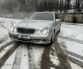 Серый Мерседес Е-Класс, объемом двигателя 2.7 л и пробегом 470 тыс. км за 6300 $, фото 4 на Automoto.ua