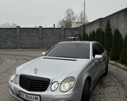 Серый Мерседес Е-Класс, объемом двигателя 2.15 л и пробегом 430 тыс. км за 6999 $, фото 2 на Automoto.ua