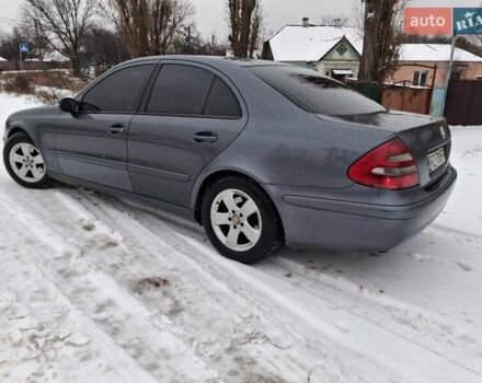 Сірий Мерседес Е-Клас, об'ємом двигуна 2.2 л та пробігом 390 тис. км за 3200 $, фото 1 на Automoto.ua