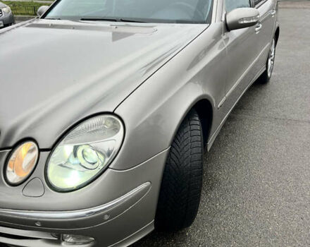 Сірий Мерседес Е-Клас, об'ємом двигуна 2.2 л та пробігом 355 тис. км за 7000 $, фото 14 на Automoto.ua