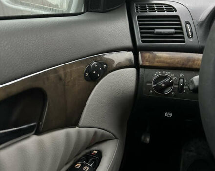 Сірий Мерседес Е-Клас, об'ємом двигуна 2.15 л та пробігом 200 тис. км за 5100 $, фото 22 на Automoto.ua