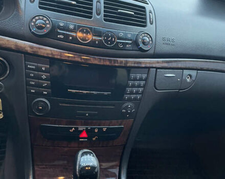 Серый Мерседес Е-Класс, объемом двигателя 2.15 л и пробегом 339 тыс. км за 5500 $, фото 16 на Automoto.ua