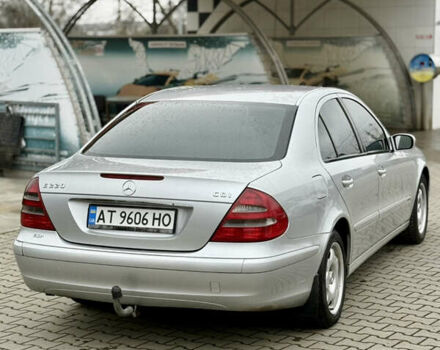 Серый Мерседес Е-Класс, объемом двигателя 2.2 л и пробегом 402 тыс. км за 5450 $, фото 5 на Automoto.ua