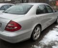 Сірий Мерседес Е-Клас, об'ємом двигуна 2.2 л та пробігом 490 тис. км за 6500 $, фото 3 на Automoto.ua