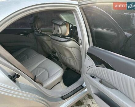 Серый Мерседес Е-Класс, объемом двигателя 4 л и пробегом 372 тыс. км за 6400 $, фото 6 на Automoto.ua