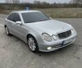 Серый Мерседес Е-Класс, объемом двигателя 3.2 л и пробегом 429 тыс. км за 6500 $, фото 1 на Automoto.ua