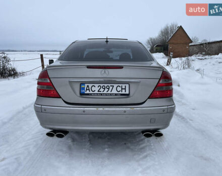 Серый Мерседес Е-Класс, объемом двигателя 2.7 л и пробегом 350 тыс. км за 5700 $, фото 5 на Automoto.ua