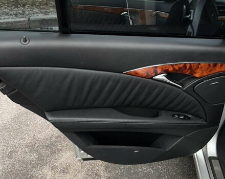 Сірий Мерседес Е-Клас, об'ємом двигуна 2.1 л та пробігом 485 тис. км за 7900 $, фото 12 на Automoto.ua