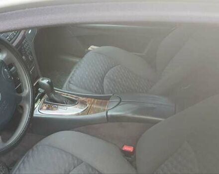 Серый Мерседес Е-Класс, объемом двигателя 2.15 л и пробегом 391 тыс. км за 4000 $, фото 5 на Automoto.ua