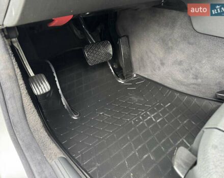 Серый Мерседес Е-Класс, объемом двигателя 2.7 л и пробегом 270 тыс. км за 7800 $, фото 21 на Automoto.ua