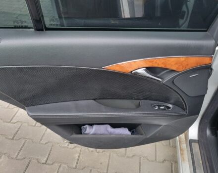 Серый Мерседес Е-Класс, объемом двигателя 2.2 л и пробегом 406 тыс. км за 2350 $, фото 6 на Automoto.ua